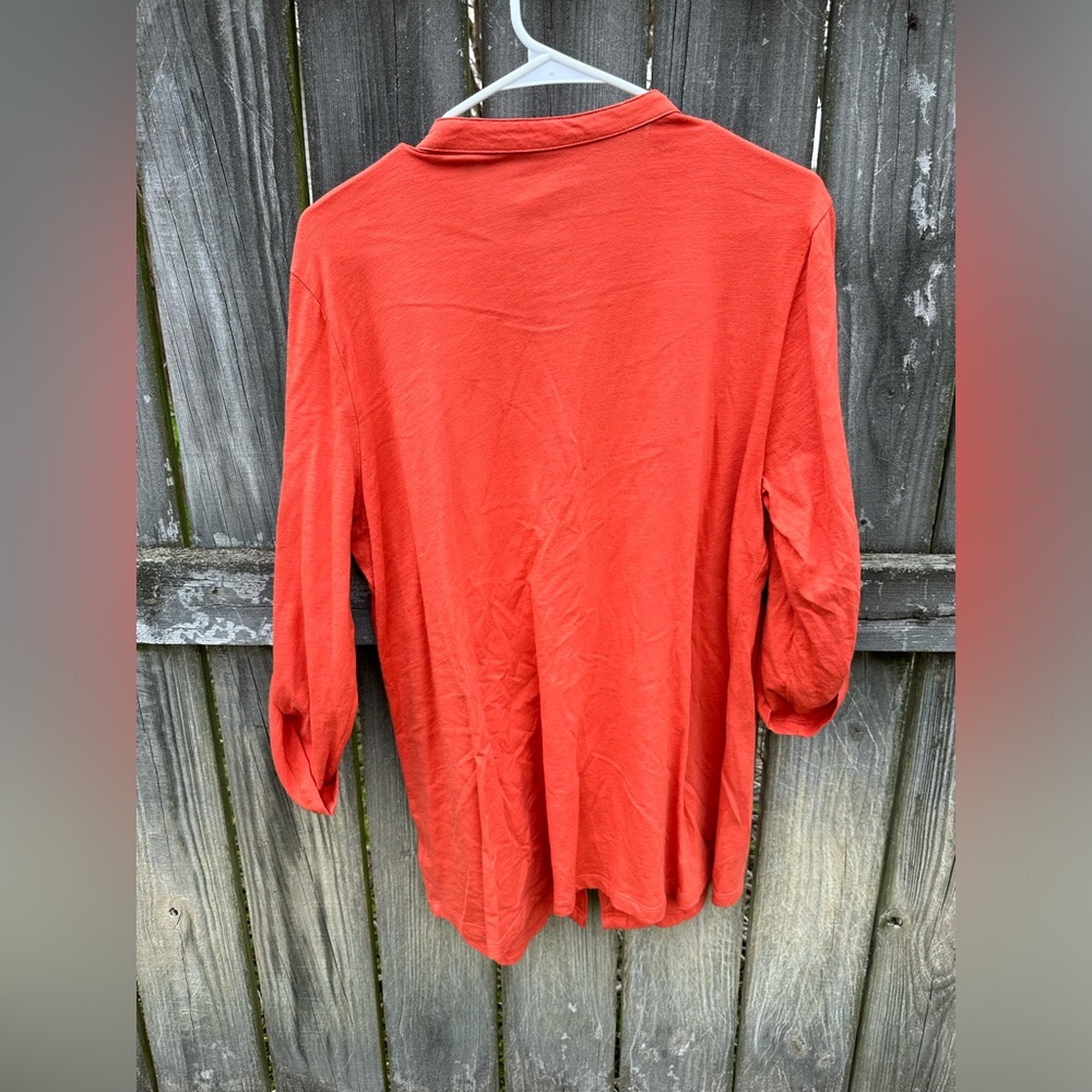 JMS button down top - Picture 2 of 5
